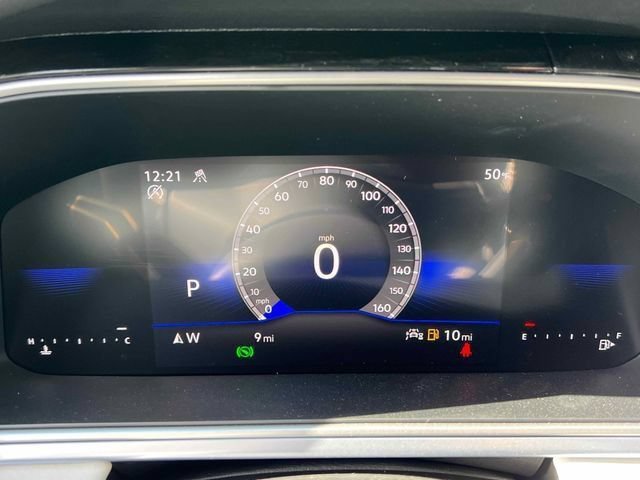 New 2026 Pure White Volkswagen SE image 31