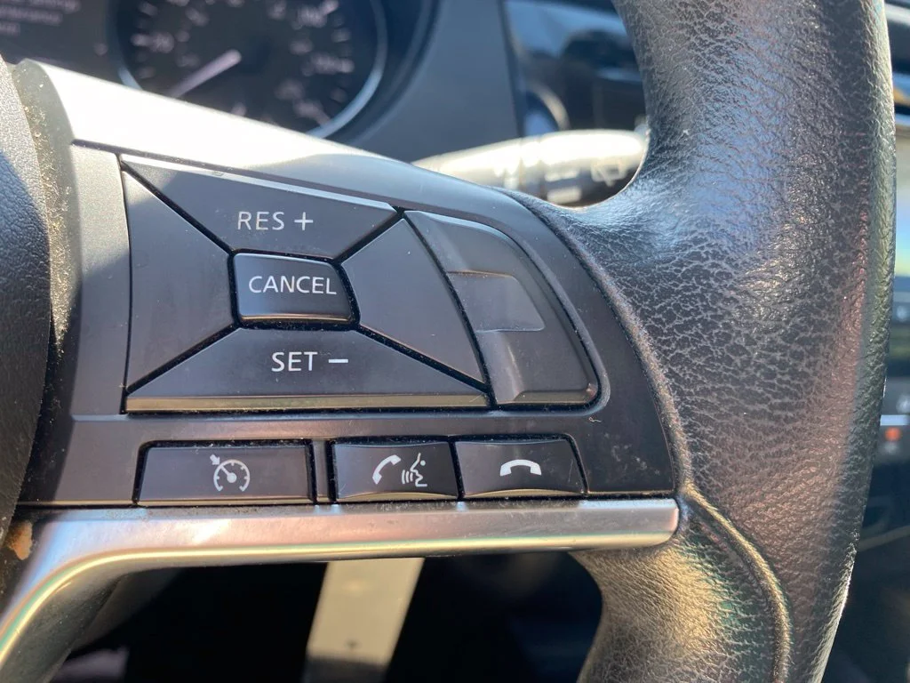 Used 2017 Black Nissan S image 25