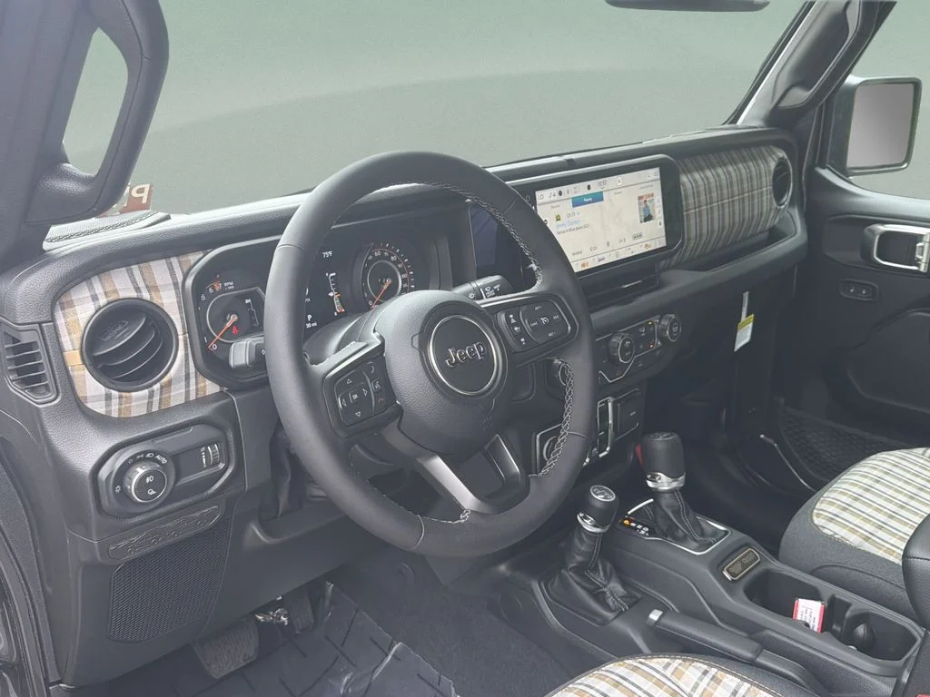 New 2026 Granite Crystal Metallic Clear-Coat Exterior Paint Jeep 85th Anniversary Edition image 23