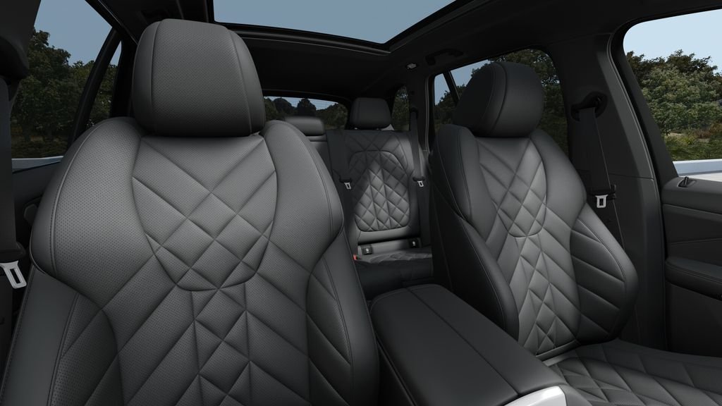 New 2026 Manhattan Green Metallic BMW sDrive40i image 33