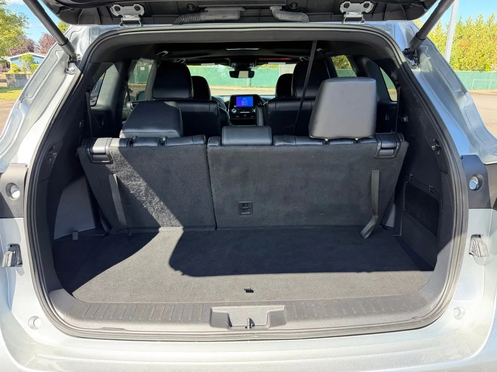 2025 Toyota Highlander XSE - Photo 10
