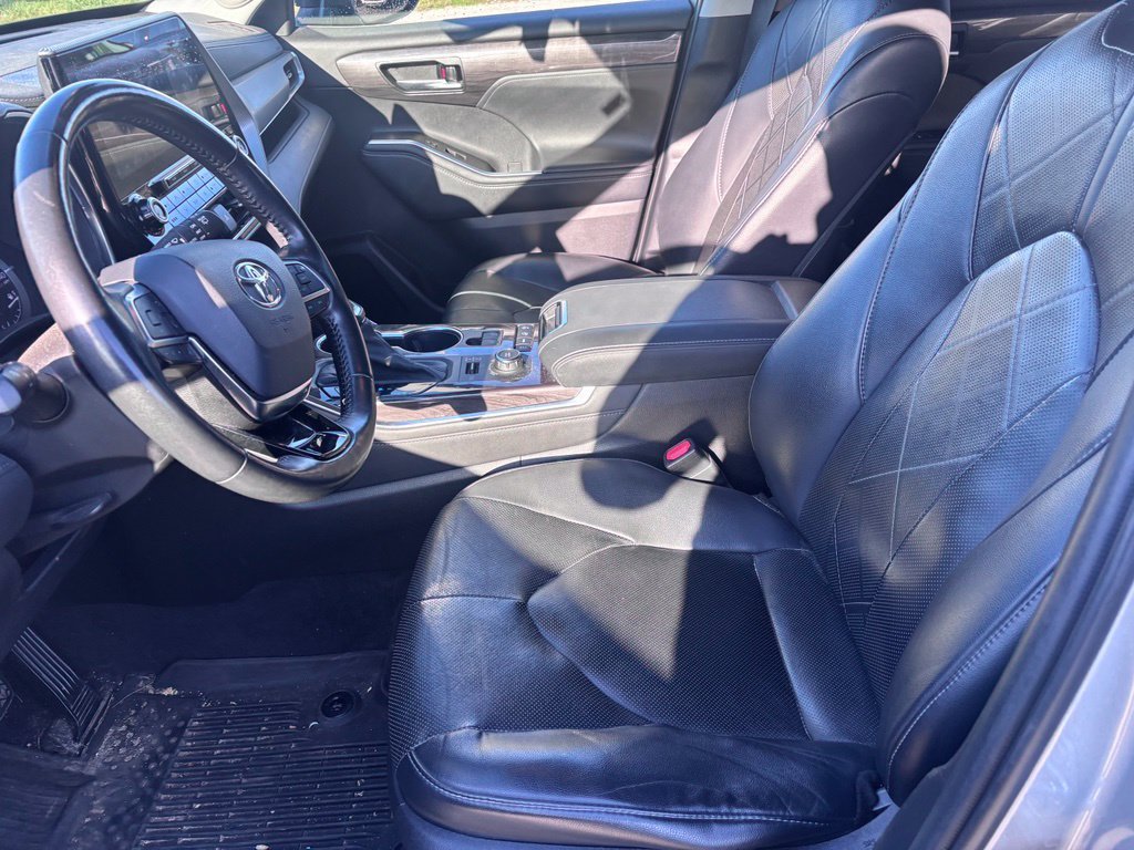Used 2021 Celestial Silver Metallic Toyota Platinum image 11