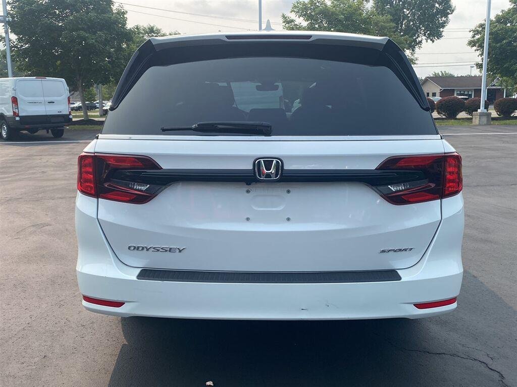 Used 2023 Platinum White Pearl Honda Sport image 12