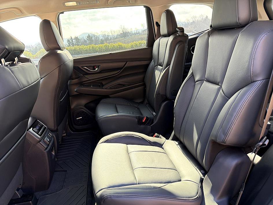 2026 Subaru Ascent Onyx Edition-Touring - Photo 12