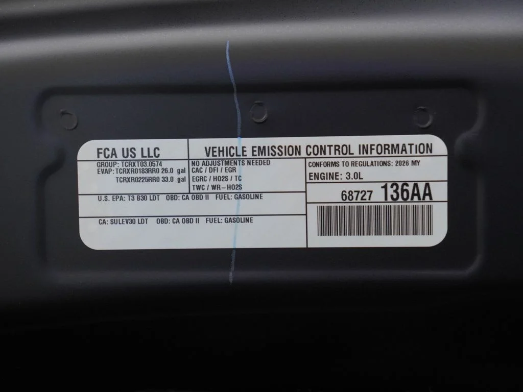 New 2026 Diamond Black Crystal Pearl-Coat Exterior Paint RAM Laramie image 29