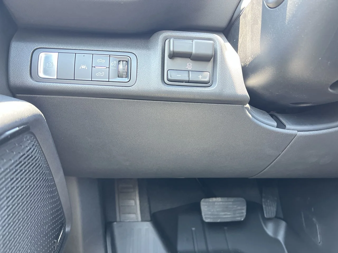 2026 Chevrolet Silverado EV LT - Photo 77
