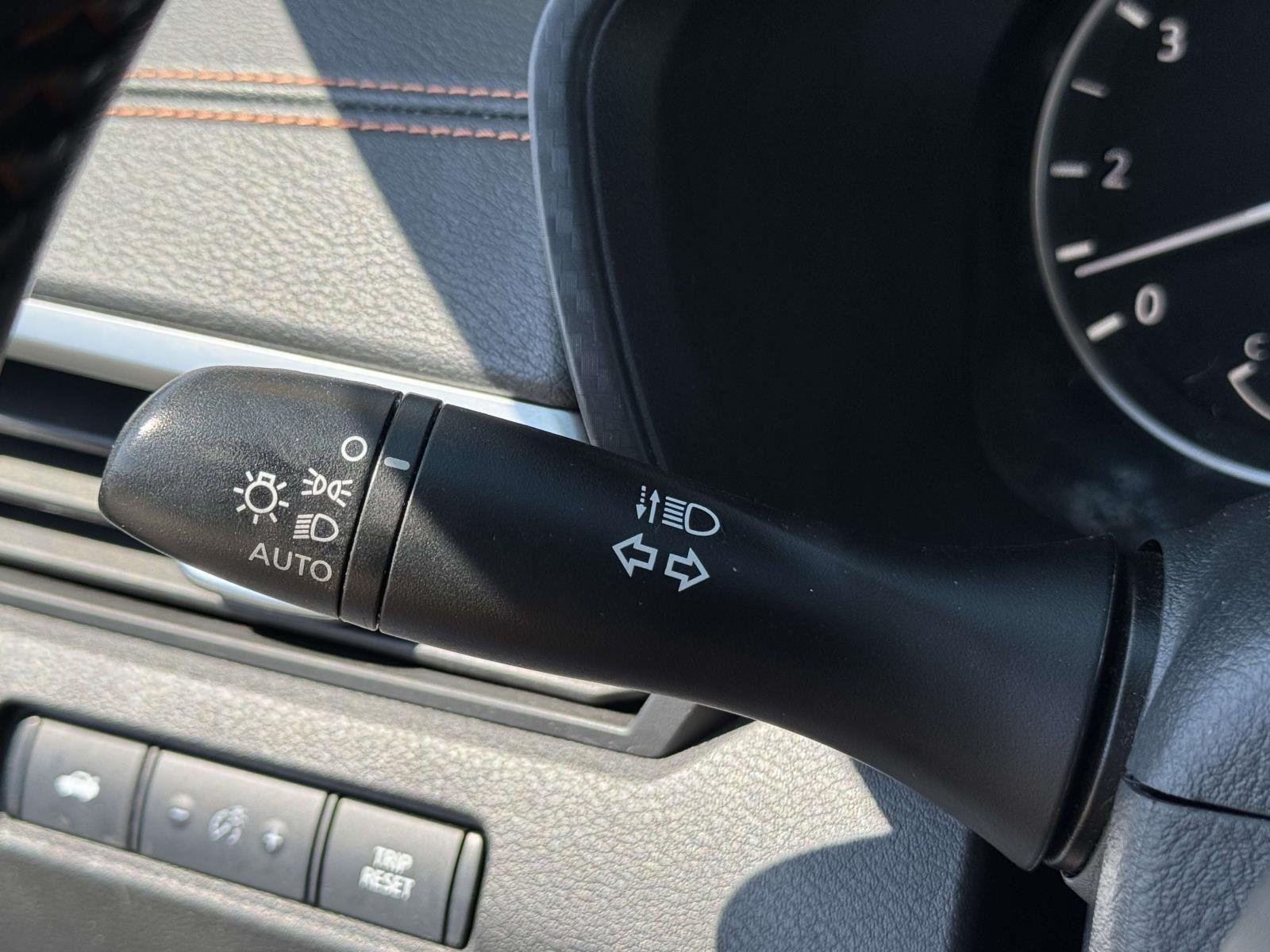Used 2019 Deep Blue Pearl Nissan 2.5 SR image 11