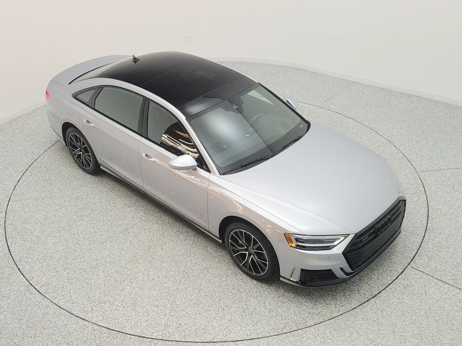 Used 2021 Florett Silver Metallic Audi L 55 TFSI quattro image 24