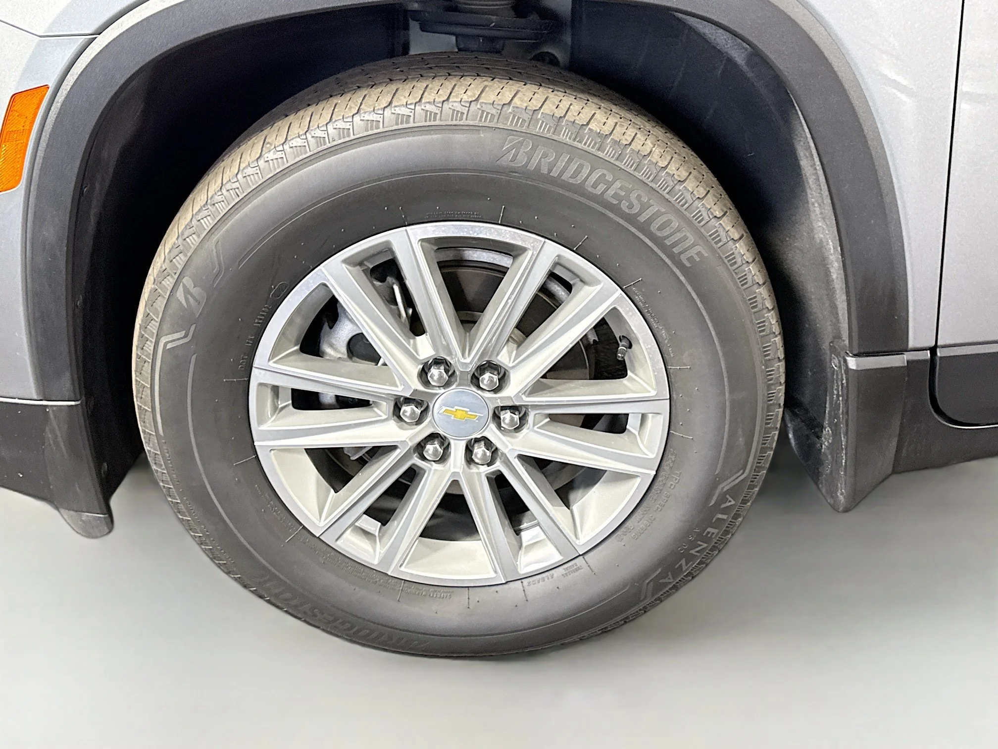 Used 2023 Sterling Gray Metallic Chevrolet LT Cloth image 34