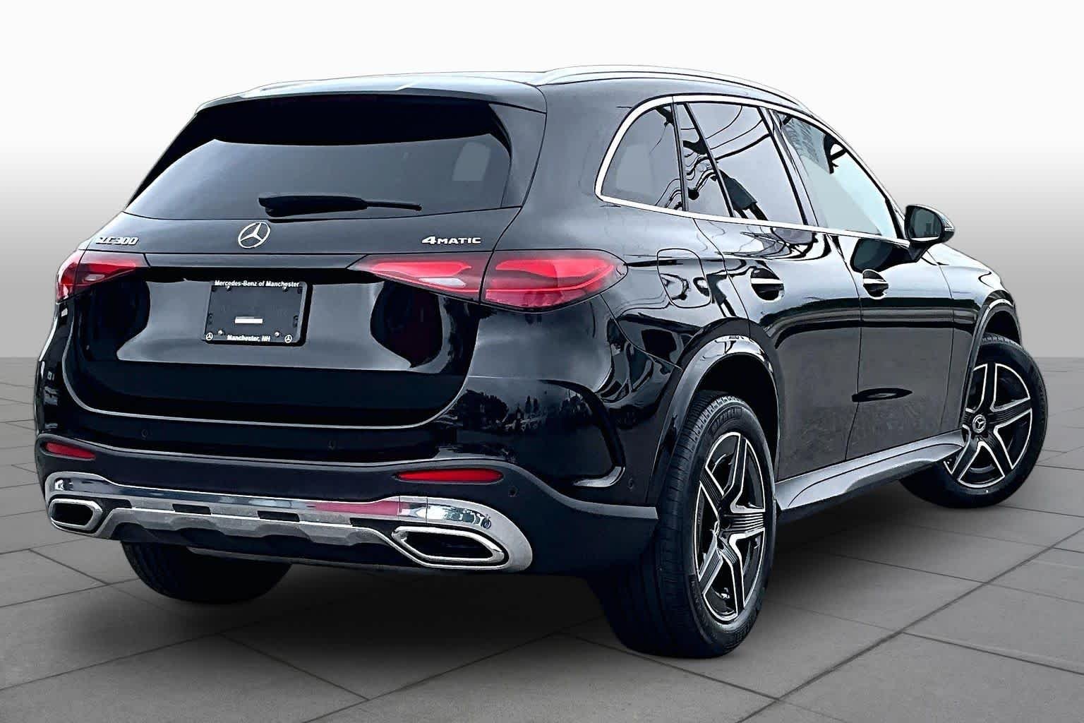 Certified Used 2026 Black Mercedes-Benz GLC 300 image 13