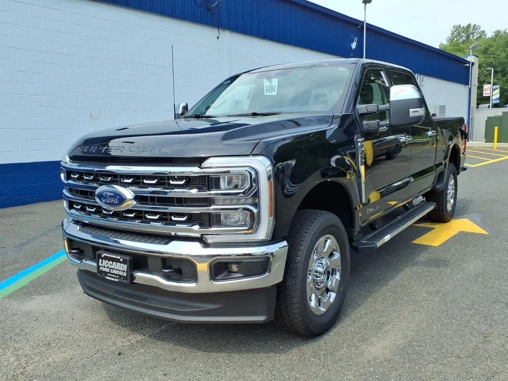 New 2026 Agate Black Metallic Ford F-250® Lariat® image 3