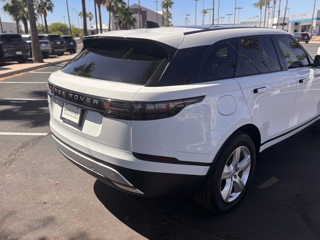 Used 2024  Land Rover S image 20