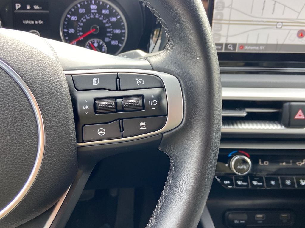 2024 Kia K5 GT-Line - Photo 18