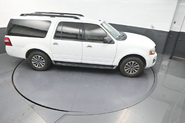 Used 2017 White Ford XLT image 30