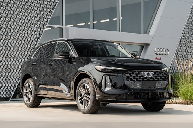 2026 Audi Q5 Premium Plus