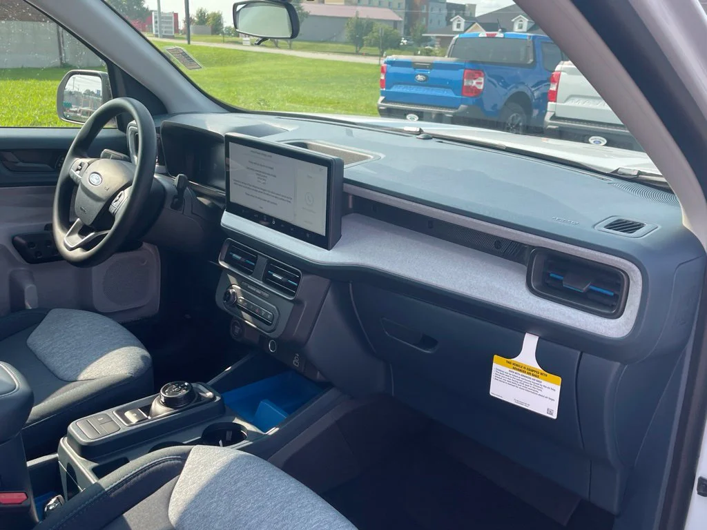 New 2026 Oxford White Ford XLT image 18