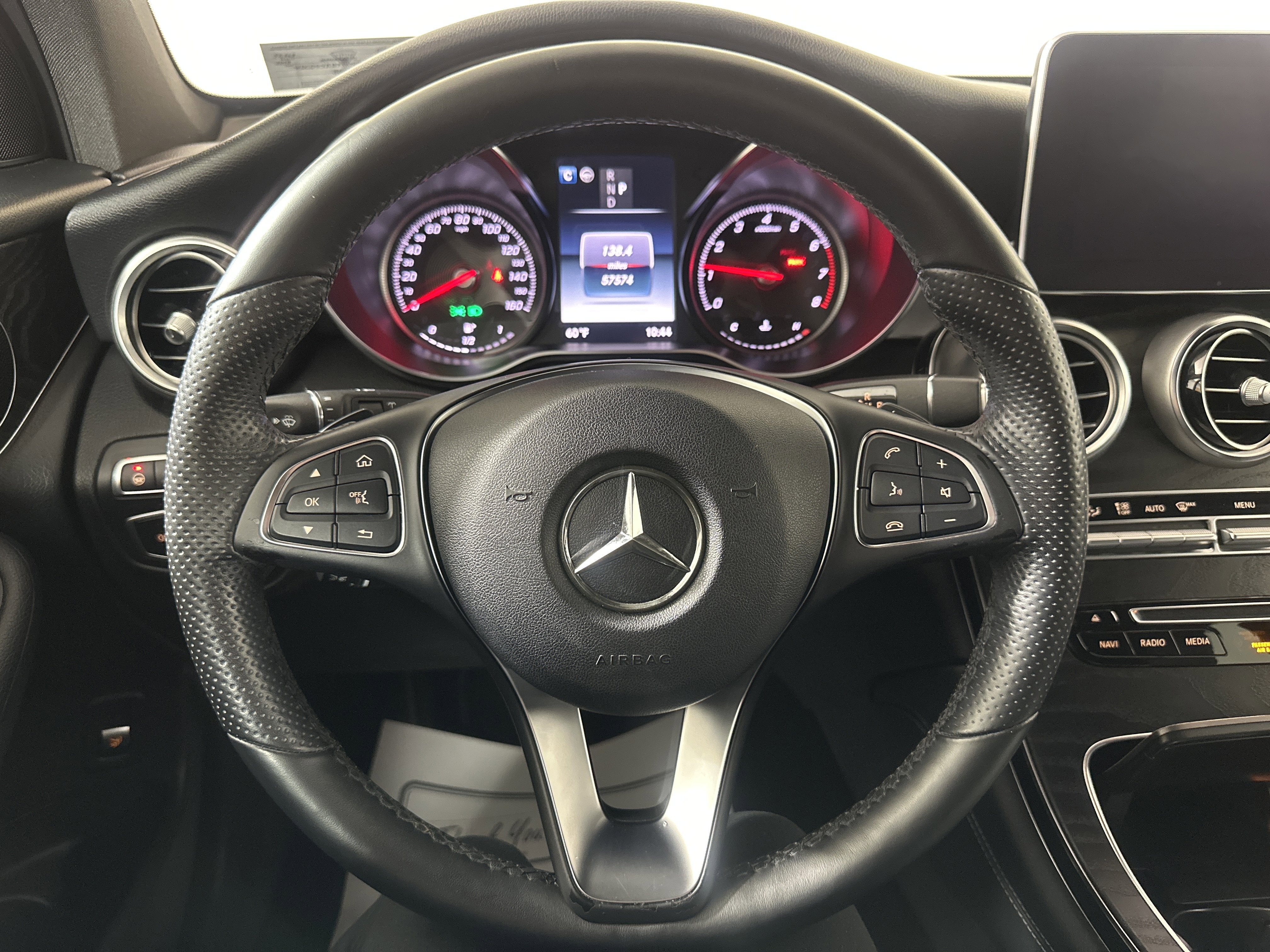 Used 2018 White Mercedes-Benz GLC 300 image 11