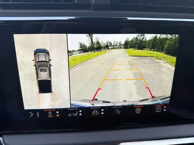 Certified Used 2024 Summit White GMC AT4X image 20