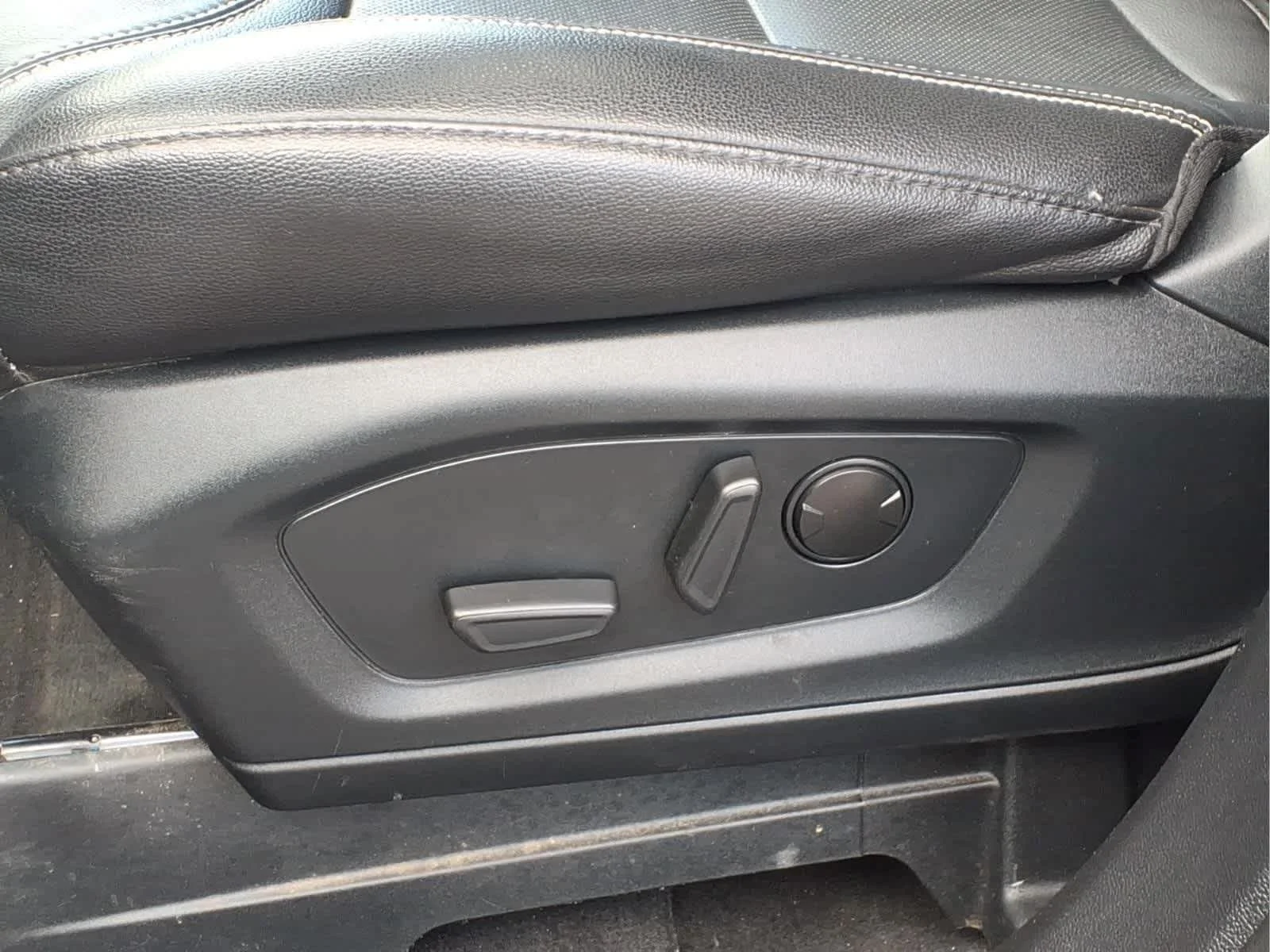 Used 2023 Agate Black Ford ST image 16
