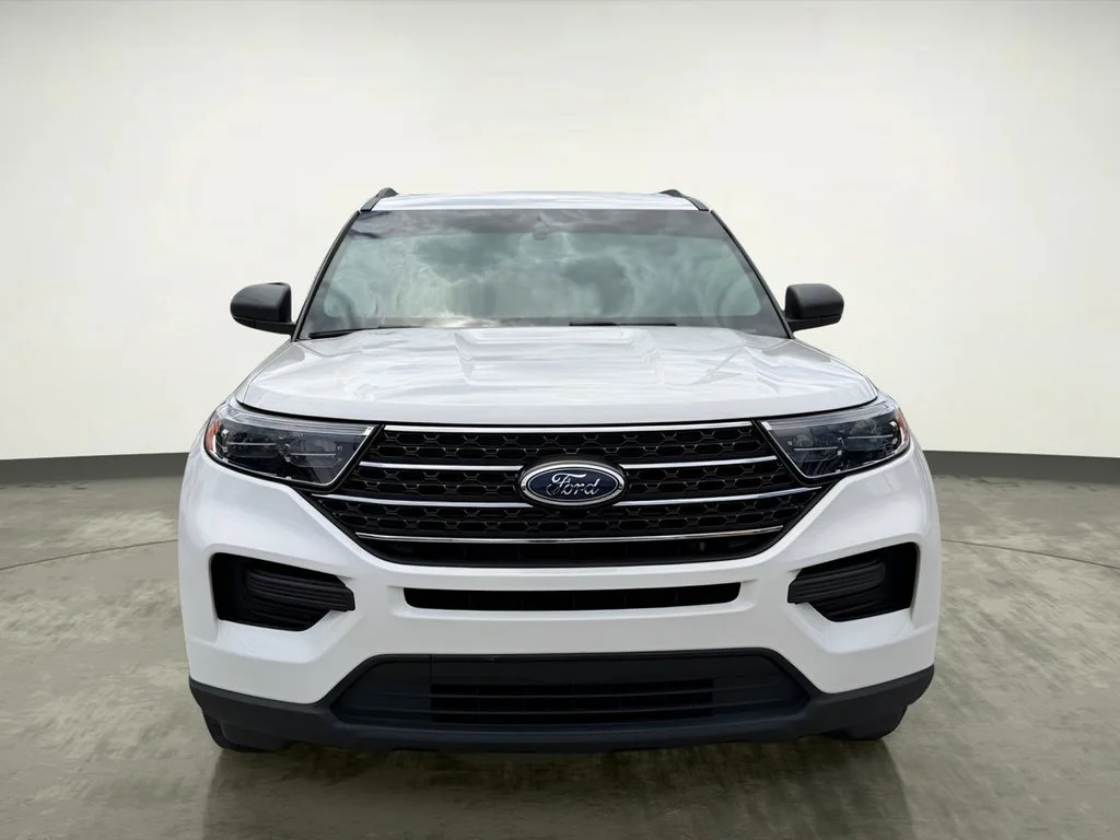 Used 2023 White Ford XLT image 10