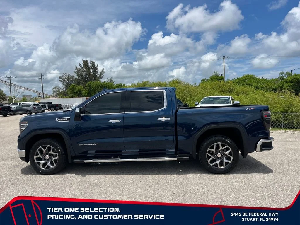Used 2023 Pacific Blue Metallic GMC SLT image 4