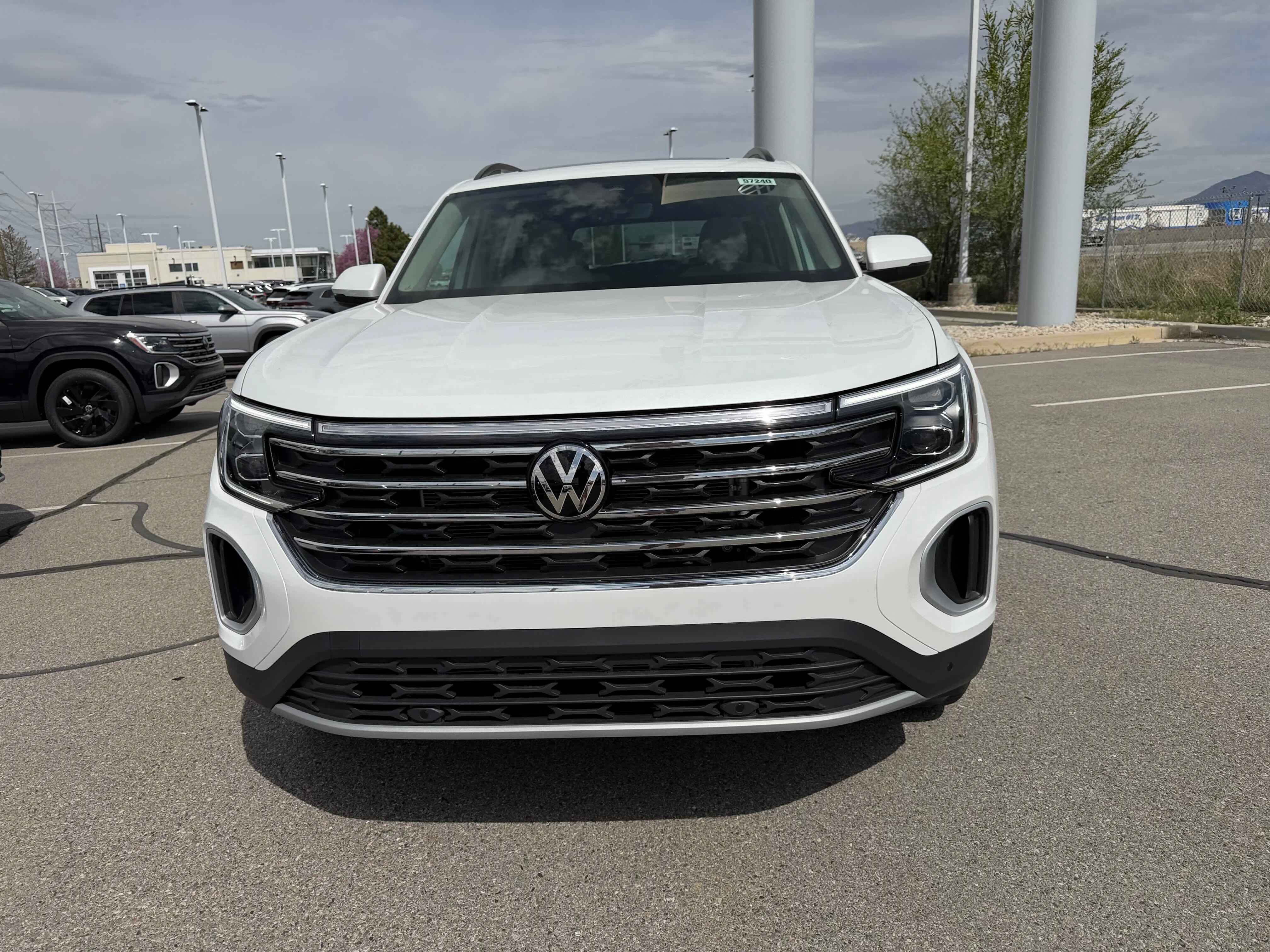New 2026 Opal White Volkswagen 2.0T SE w/Technology image 11