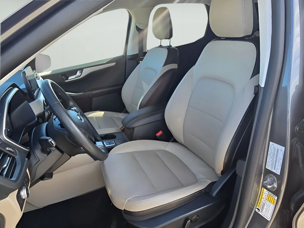 Used 2022 Carbonized Gray Metallic Ford SEL image 13