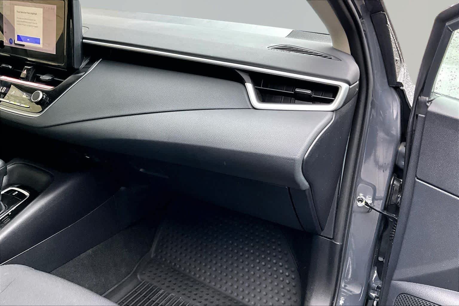 Used 2025 Underground Toyota LE image 19