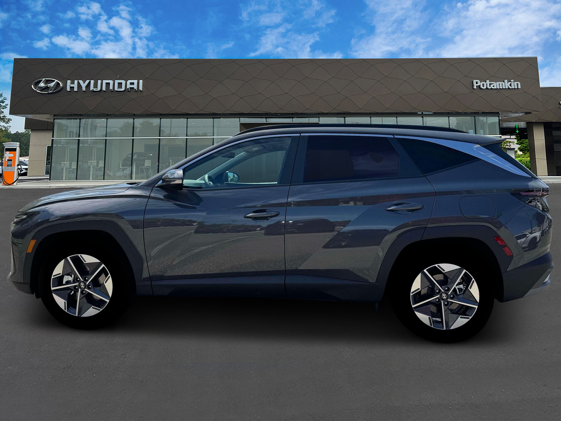 New 2026 Ecotronic Gray Hyundai SEL Premium image 3