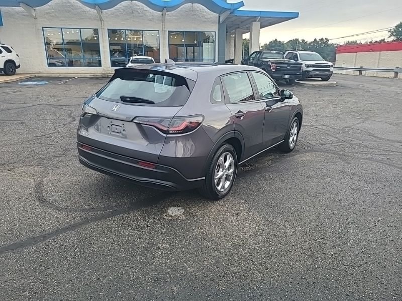 Used 2024  Honda LX image 4