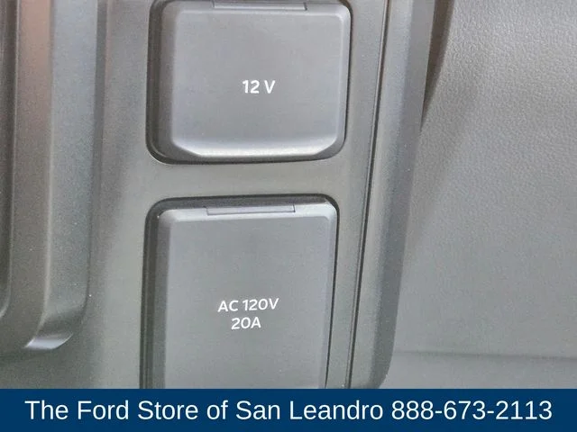 2025 Ford F-150 Lightning Flash - Photo 20