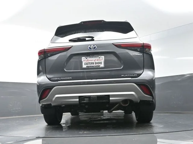 Used 2024 Gray Toyota Platinum image 40