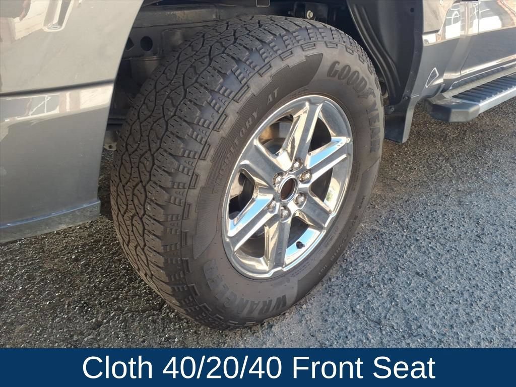 Used 2025 Gray Ford XLT image 24