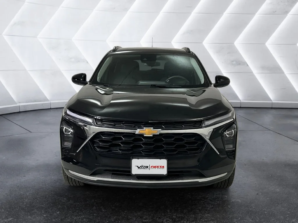 Used 2025 Black Chevrolet LT image 2