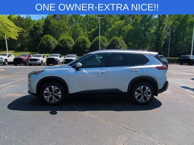 Used 2023 Silver Nissan SV image 2