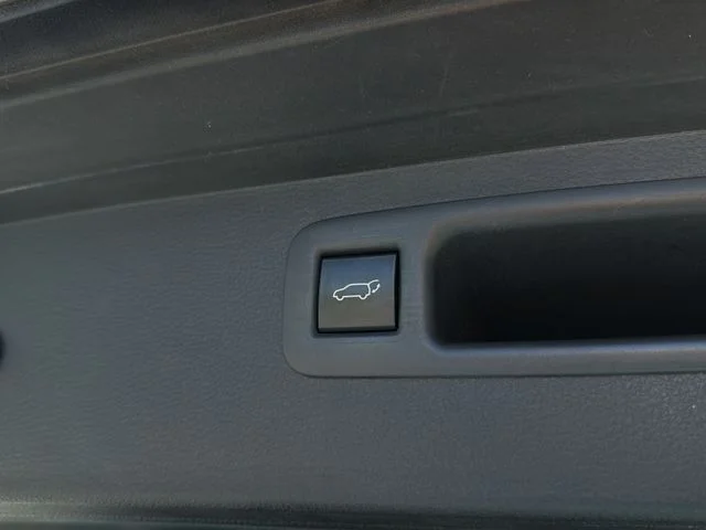 Used 2023  Toyota LE image 36