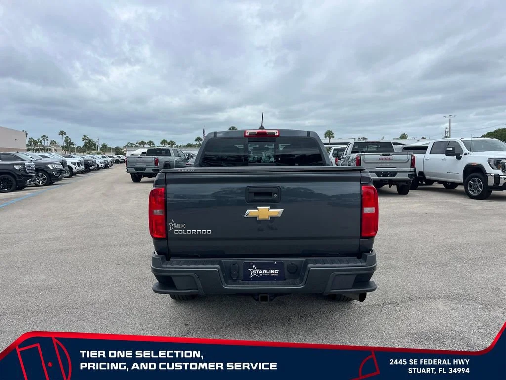 Used 2017 CYBER GRAY METALLIC Chevrolet 4WD Z71 image 6