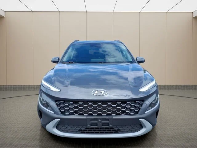Used 2023 Gray Hyundai SEL image 4