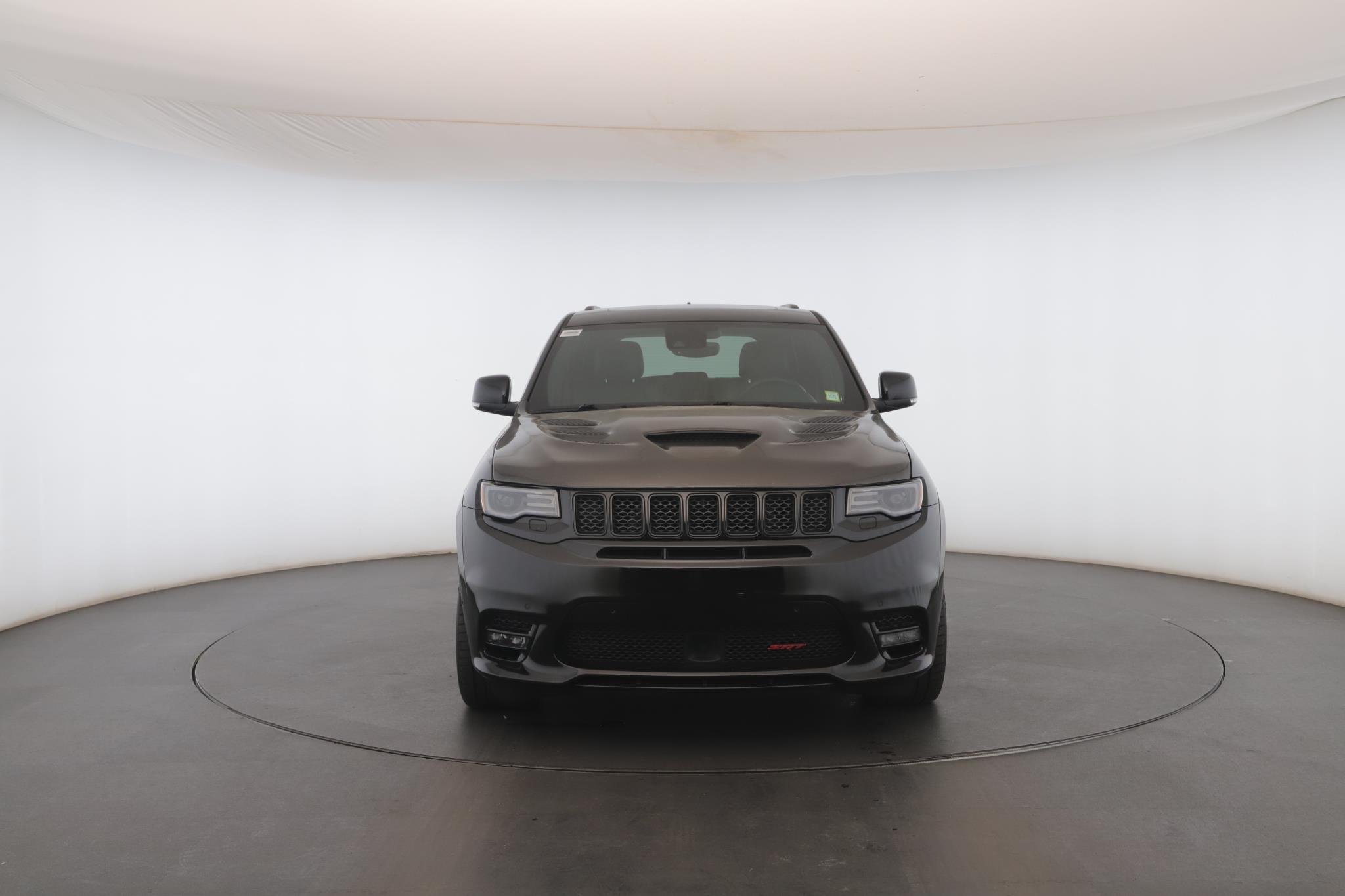 Used 2018 Diamond Black Crystal Pearlcoat Jeep SRT 4x4 image 26