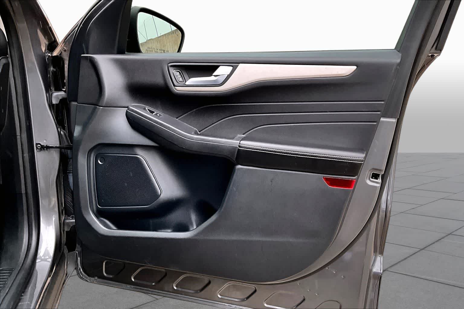2021 Ford Escape SE - Photo 23