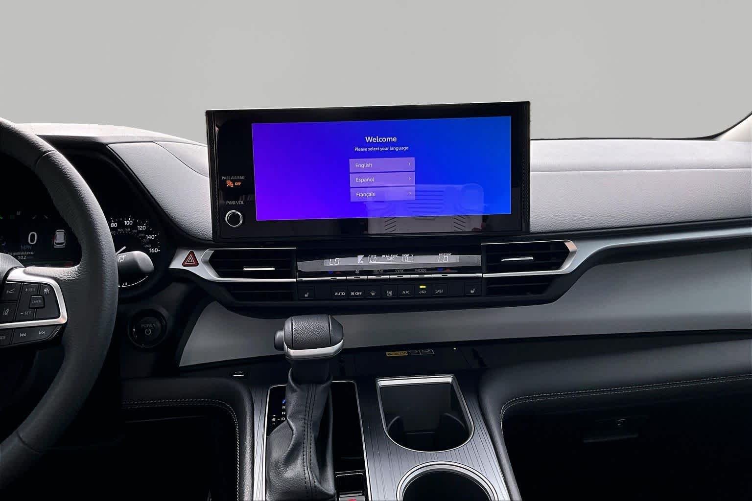 Used 2025 Wind Chill Pearl Toyota XLE image 7