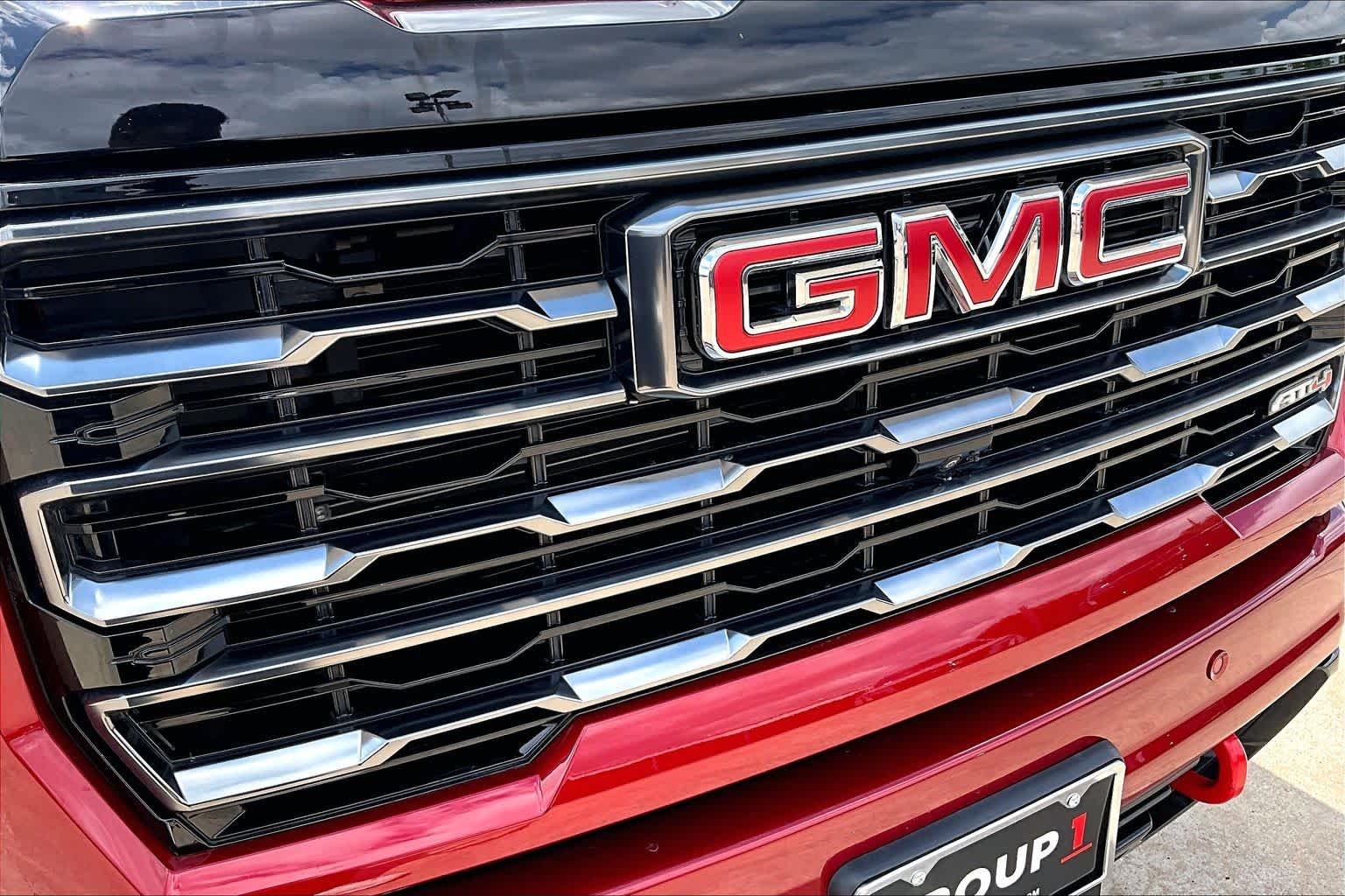 Used 2025 Volcanic Red Tintcoat GMC AT4 image 30