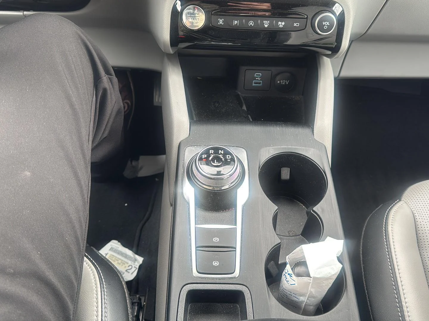 Used 2023 Atlas Blue Ford Platinum image 11