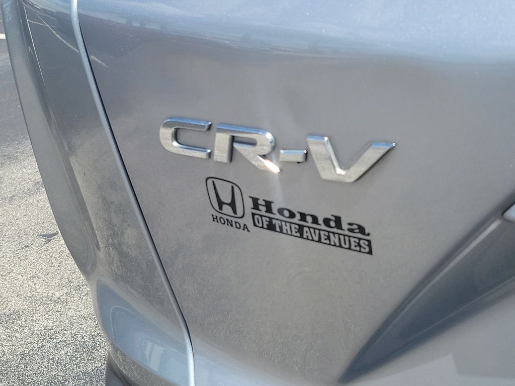 Used 2022 Lunar Silver Metallic Honda EX image 9