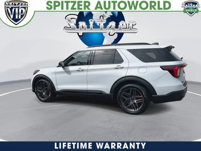 New 2026 Space White Metallic Ford ST image 7