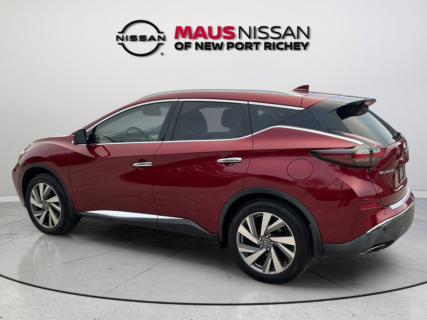 Certified Used 2021 Red Nissan SL image 5