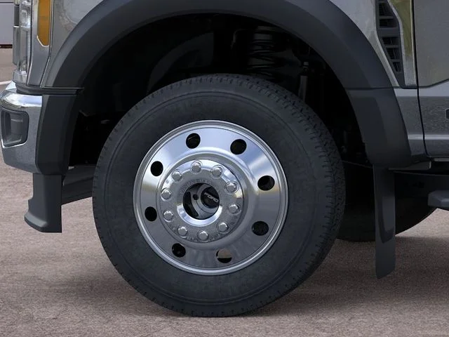 New 2026 Carbonized Gray Metallic Ford F-550® XLT image 19