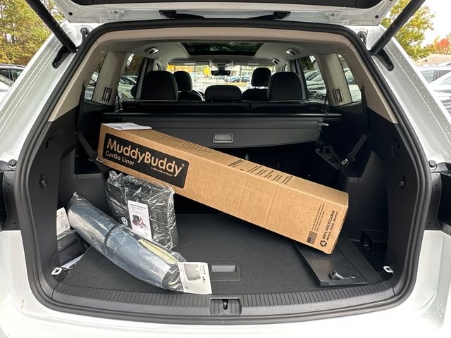New 2026 White Volkswagen 2.0T SEL Premium R-Line image 18