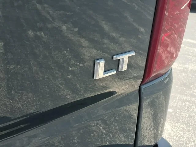 Used 2025 Cypress Gray Chevrolet LT image 21