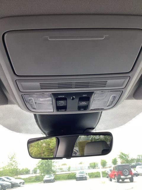 2024 Honda Odyssey EX-L - Photo 30
